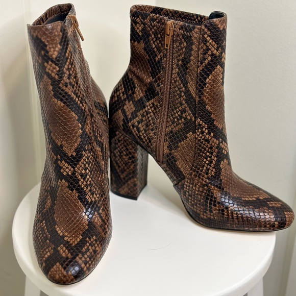 Aldo Faux Snake Skin Ankle Boot - Picture 1 of 9